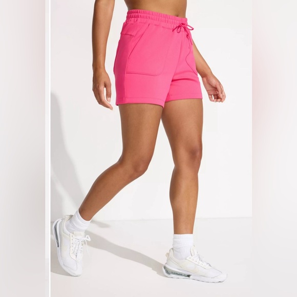 Mondetta Womens Midweight Ribbed Scuba Short Medium NEW - Picture 1 of 7